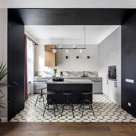 Apartment Laisves Ave. *